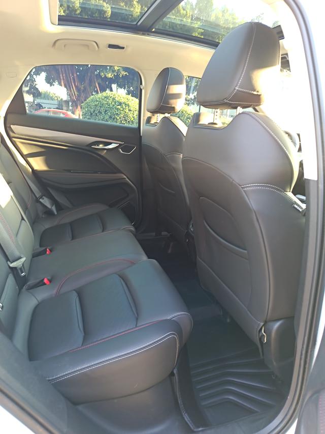 GEELY Tugella S 2021 car image #12