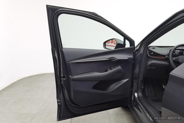 Volkswagen ID.UNYX 06 2024 imagem de carro #12