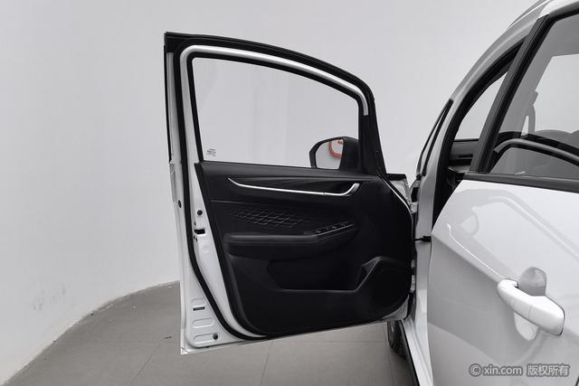 GEELY Vision X3 2021 car image #12