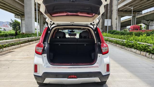 GEELY Vision X6 2017 car image #12