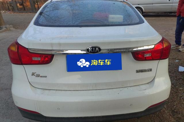 Kia K3 2015 car image #12