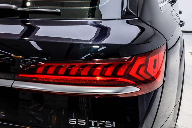 Audi Q7 2021 car image #12