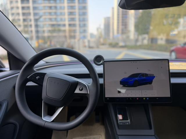 Tesla Model 3 2024 #12 Tesla Model 3 2024 car image #12