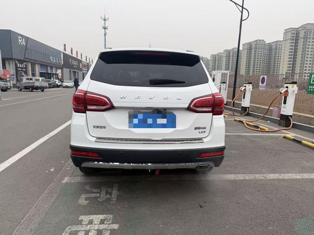 Haval H6 2014 car image #12