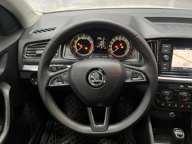 Skoda Kamiq 2020 car image #12