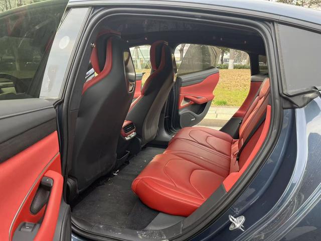 MI SU7 2024 car image #12