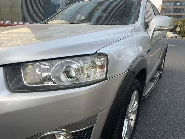 Chevrolet Captiva (Imported) 2011 car image #12