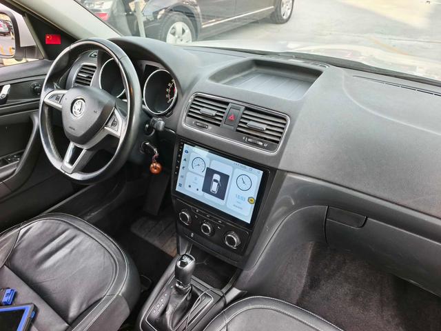 Skoda Yeti 2017 immagine di auto #12