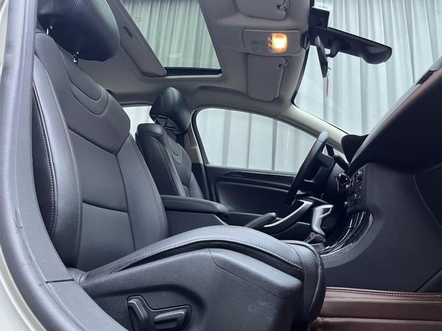 Citroen C5 2014 car image #12