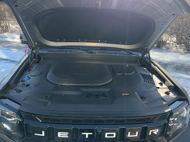 Jetour Traveller 2024 car image #12
