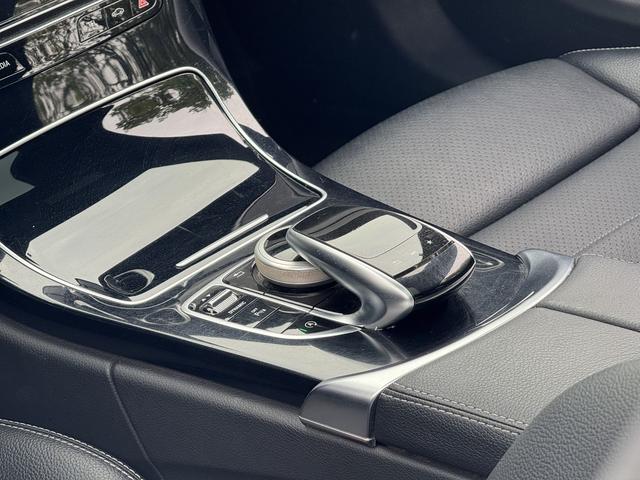 Mercedes-Benz C Class (Imported) 2017 #12 Mercedes-Benz C Class (Imported) 2017 car image #12
