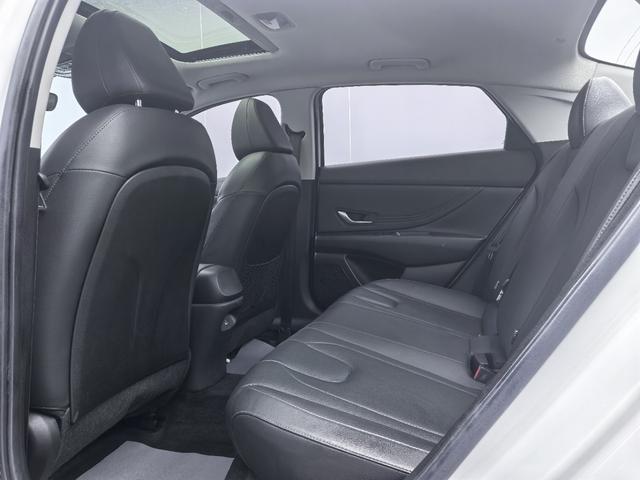 Hyundai Elantra 2021 car image #12