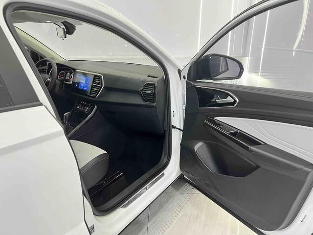 Jetta VS7 2022 car image #12