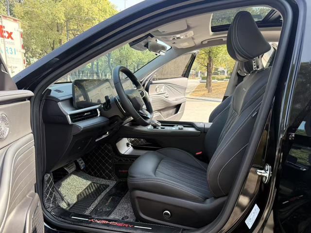 Chery Arrizo 8 2024 car image #12