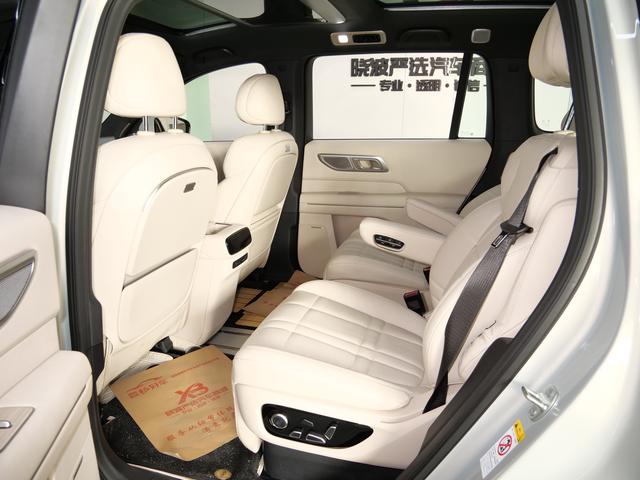 Deepal S09 2025 car image #12