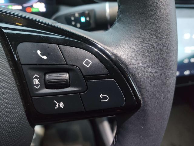 零跑汽车 零跑T03 2021 汽车图片 #12