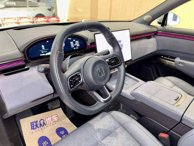 极氪 极氪7X 2024 汽车图片 #12