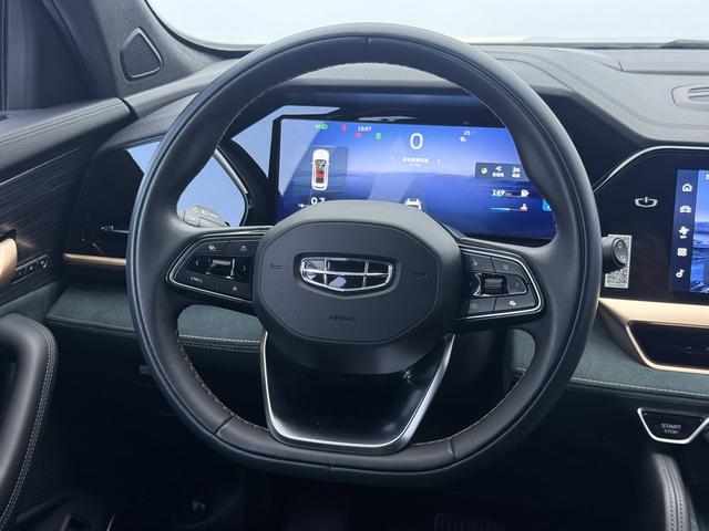 GEELY Monjaro 2023 car image #12