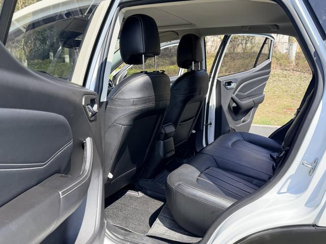 Soueast DX3 2020 car image #12