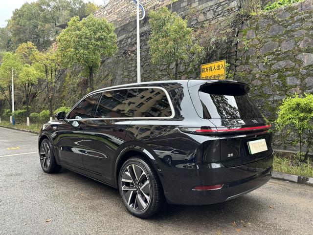 Li L9 2025 image de voiture #12