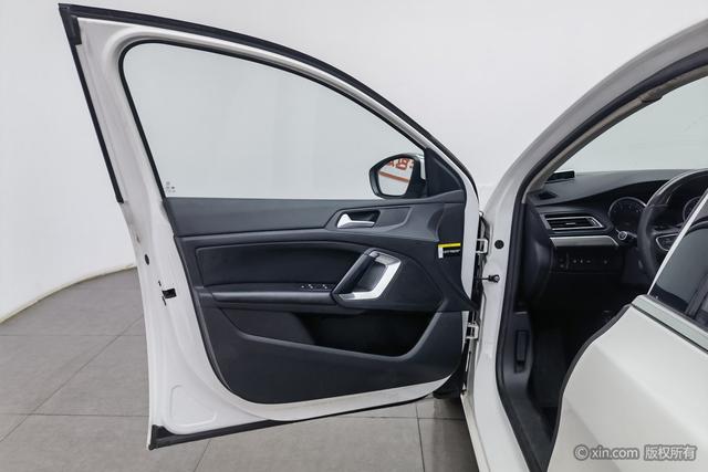 标致 标致408 2015 汽车图片 #12