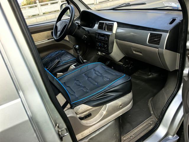 Wuling Rongguang 2010 imagem de carro #12