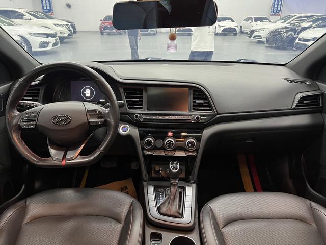 Hyundai Elantra AD 2019 immagine di auto #12