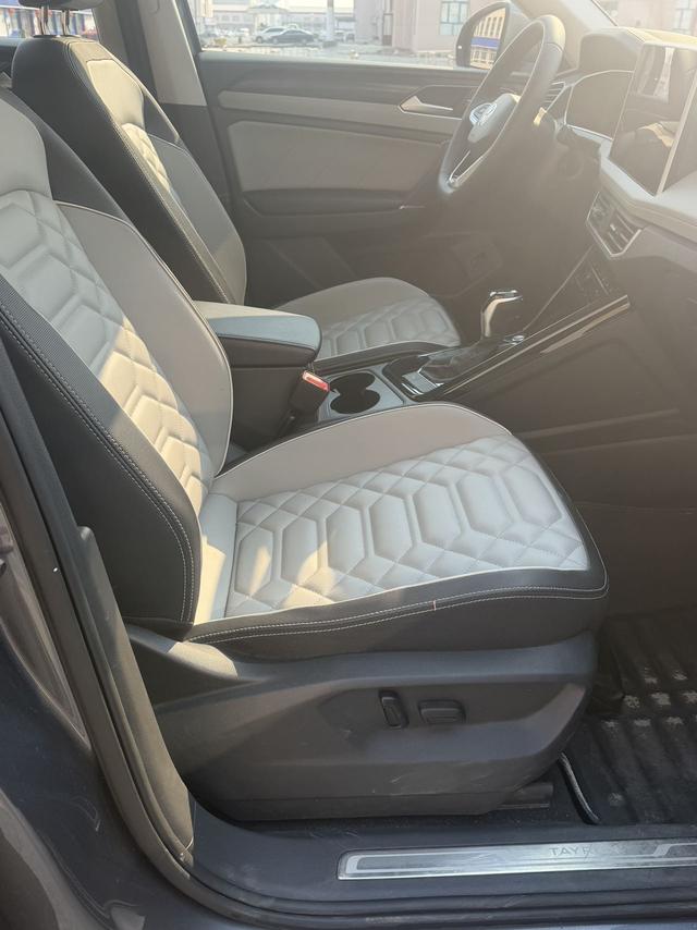 Volkswagen Tayron 2022 car image #12