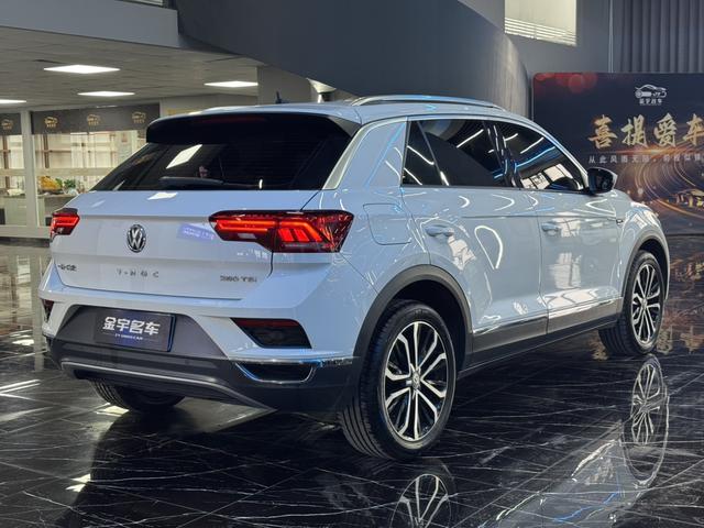 Volkswagen T-Roc 2020 car image #12