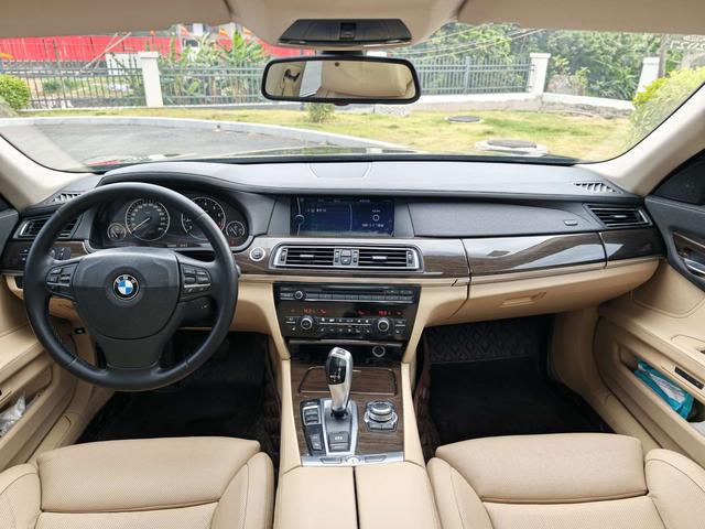 宝马 宝马7系 2011 汽车图片 #12