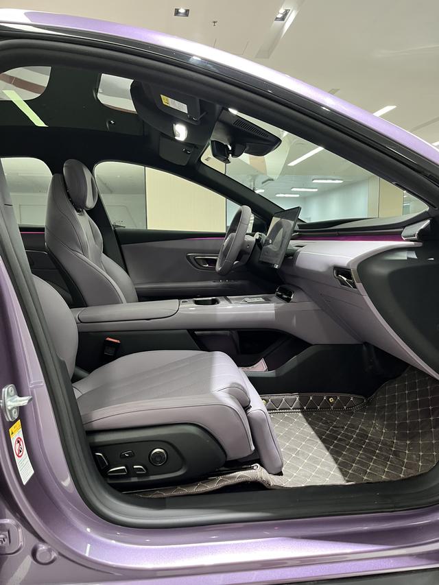 Deepal L06 2025 imagem de carro #12