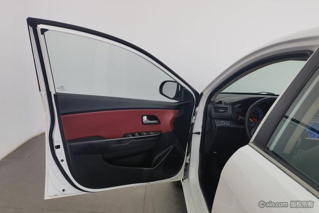 起亚 起亚K2 2016 汽车图片 #12