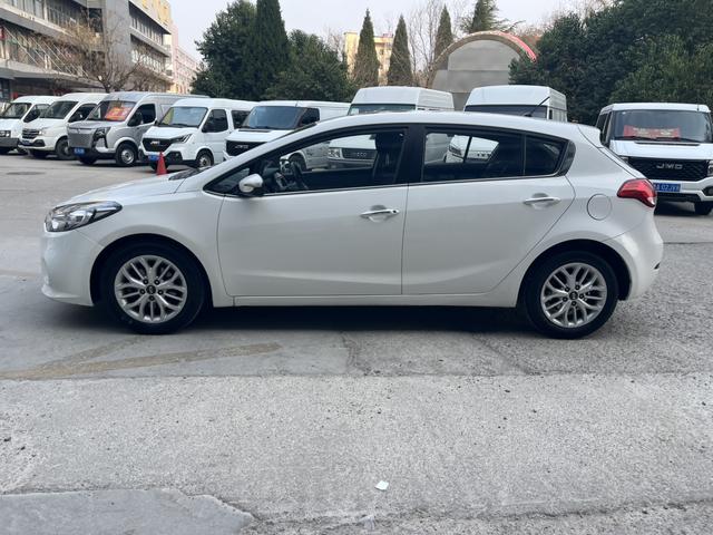 Kia Forte Koup 2014 image de voiture #12