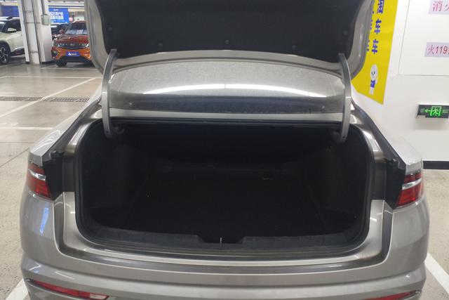 GEELY Preface 2021 image de voiture #12