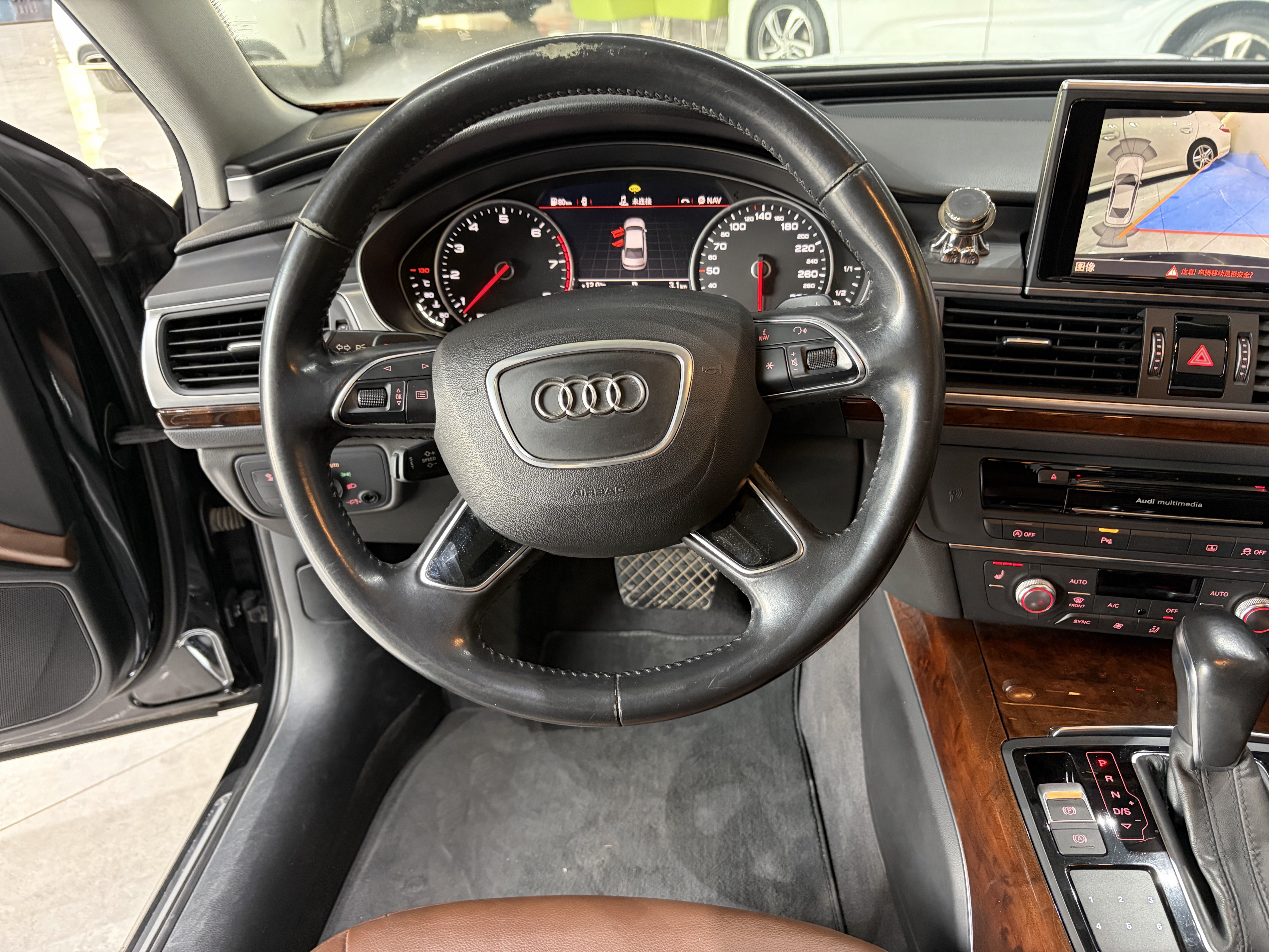 Audi A6L 2016 car image #12