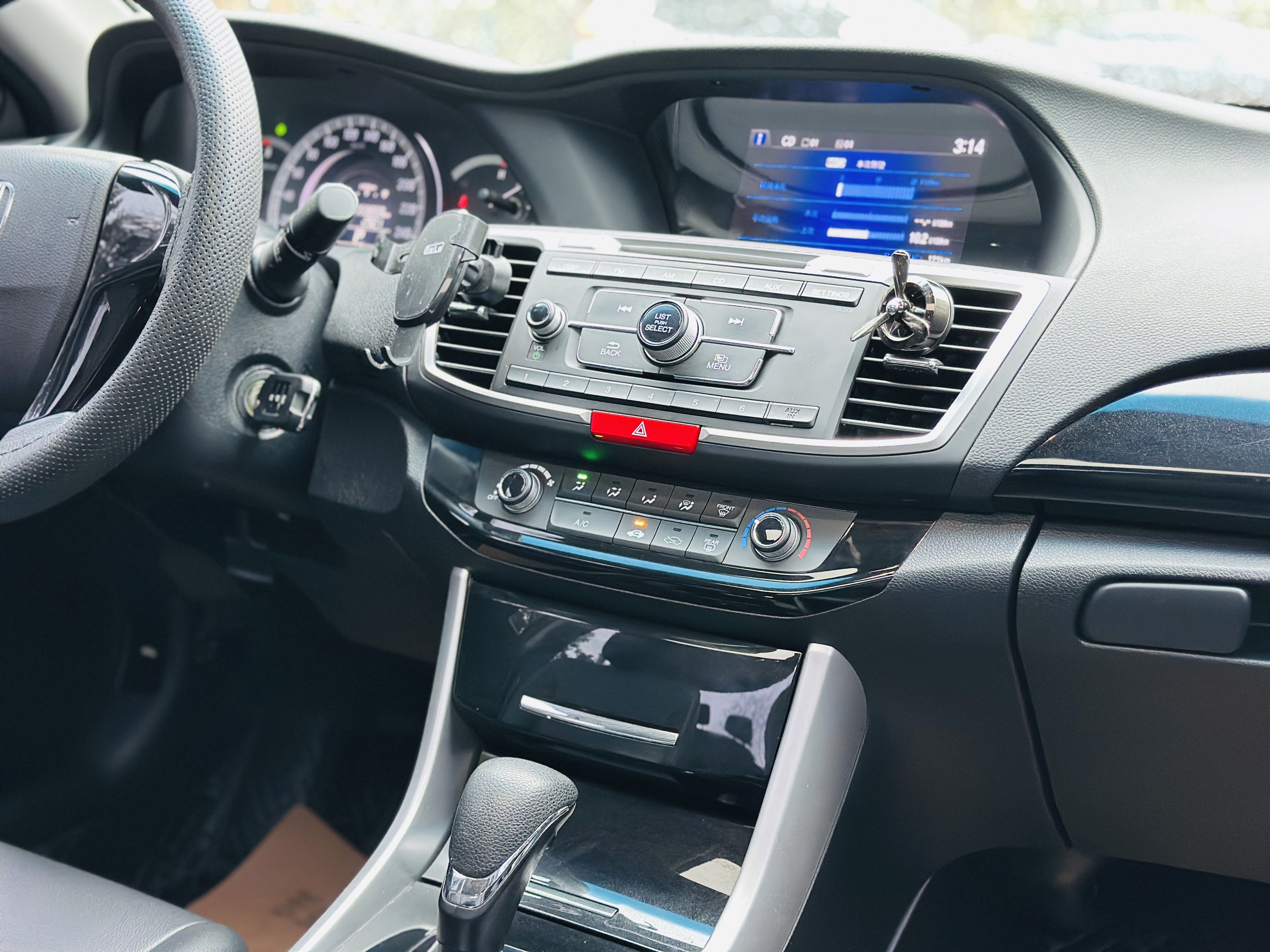 Honda e:NS2 2018 car image #12