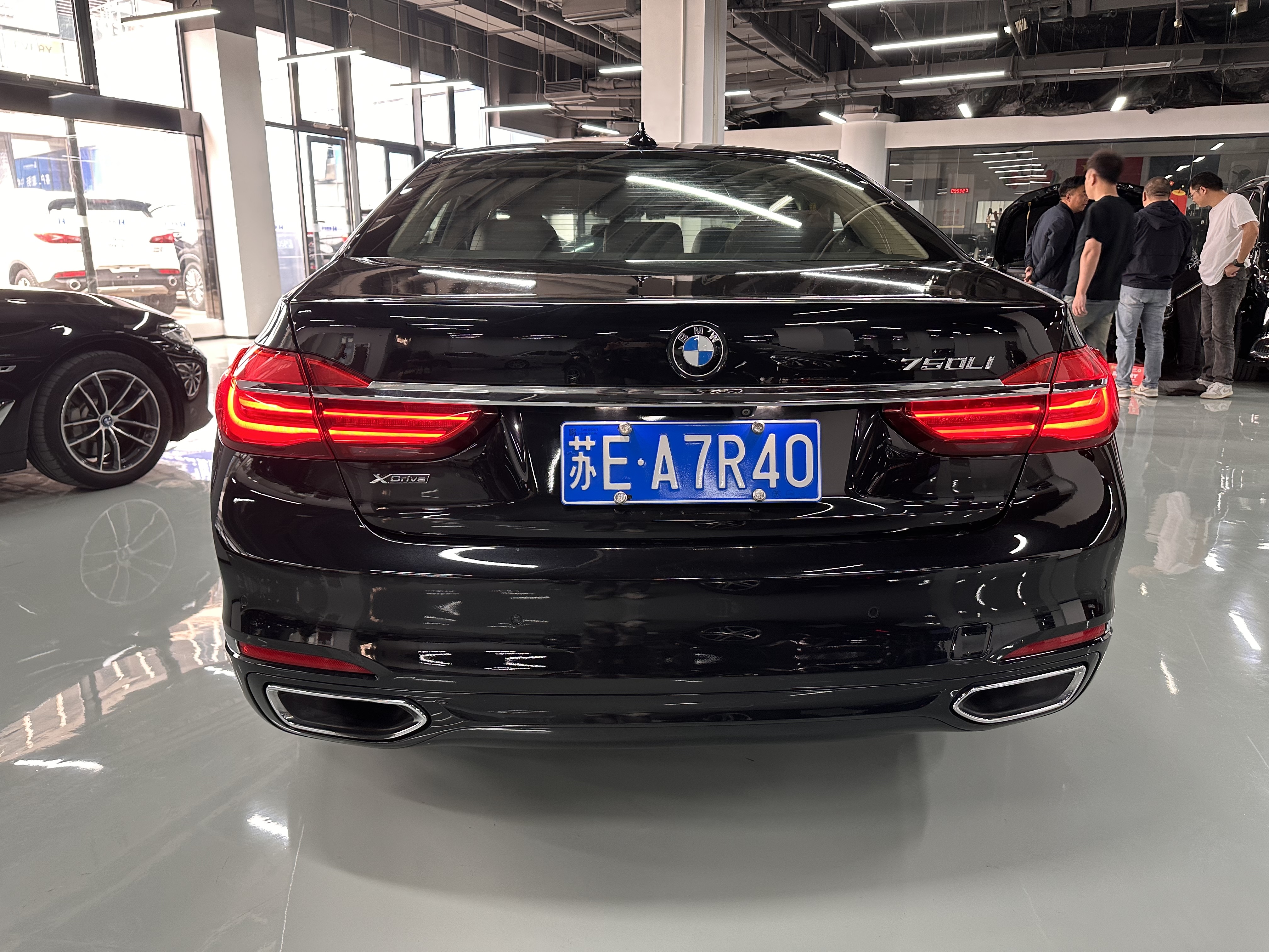 BMW 7 Series 2017 #12 BMW 7 Series 2017 car image #12