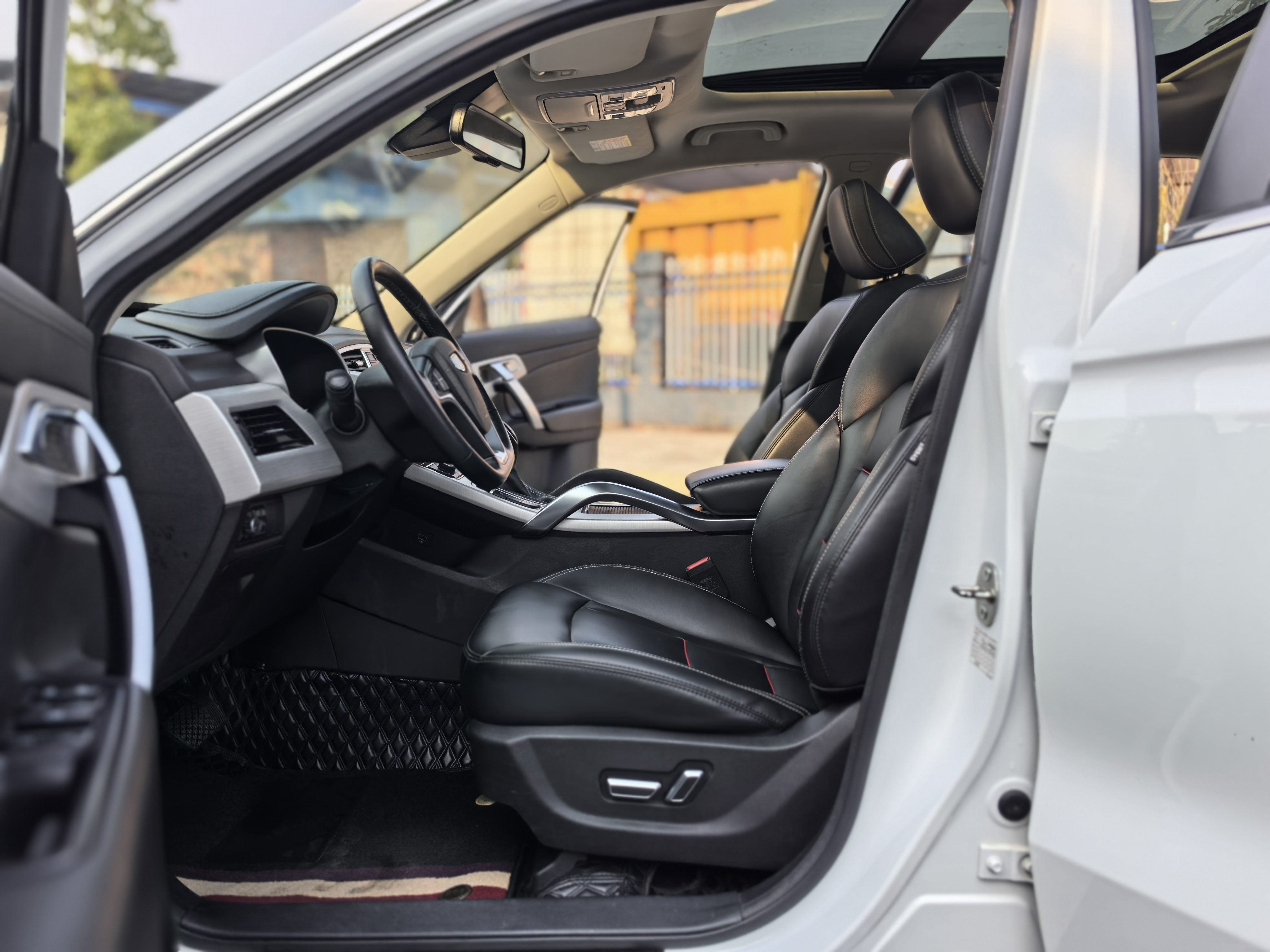 GEELY Boyue 2018 #12 GEELY Boyue 2018 car image #12