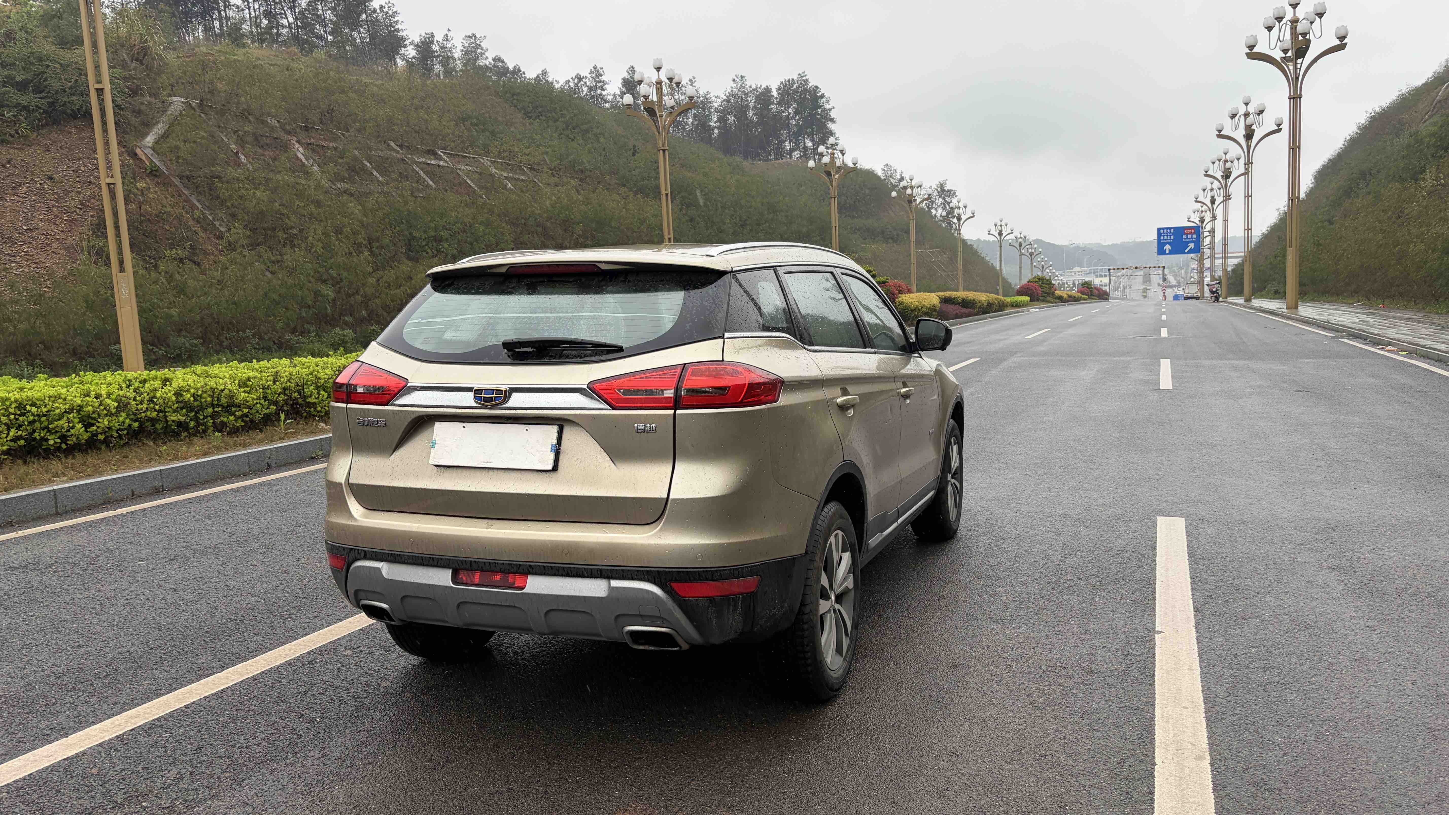 GEELY Boyue 2017 immagine di auto #12