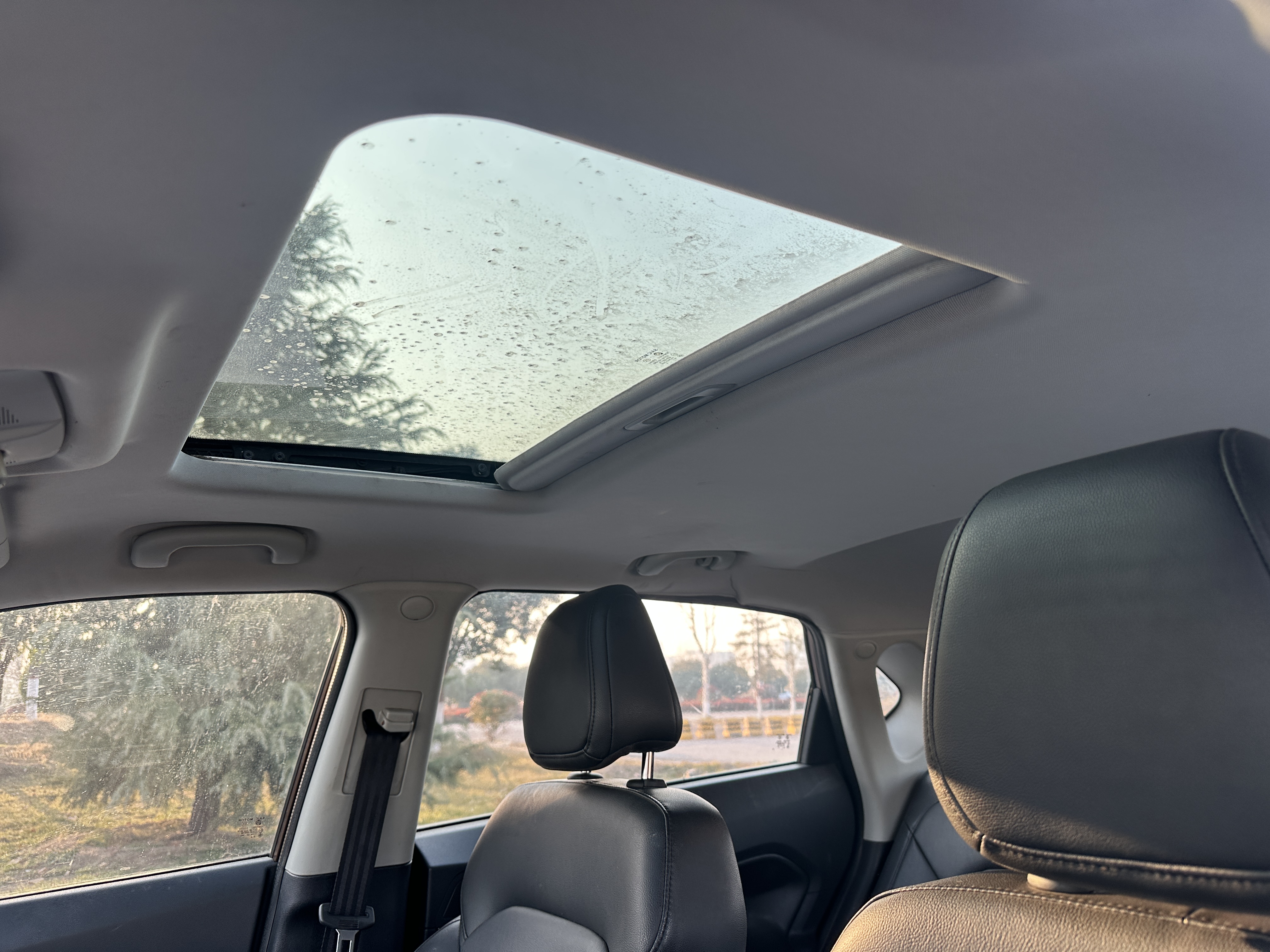 MG GS 2017 car image #12