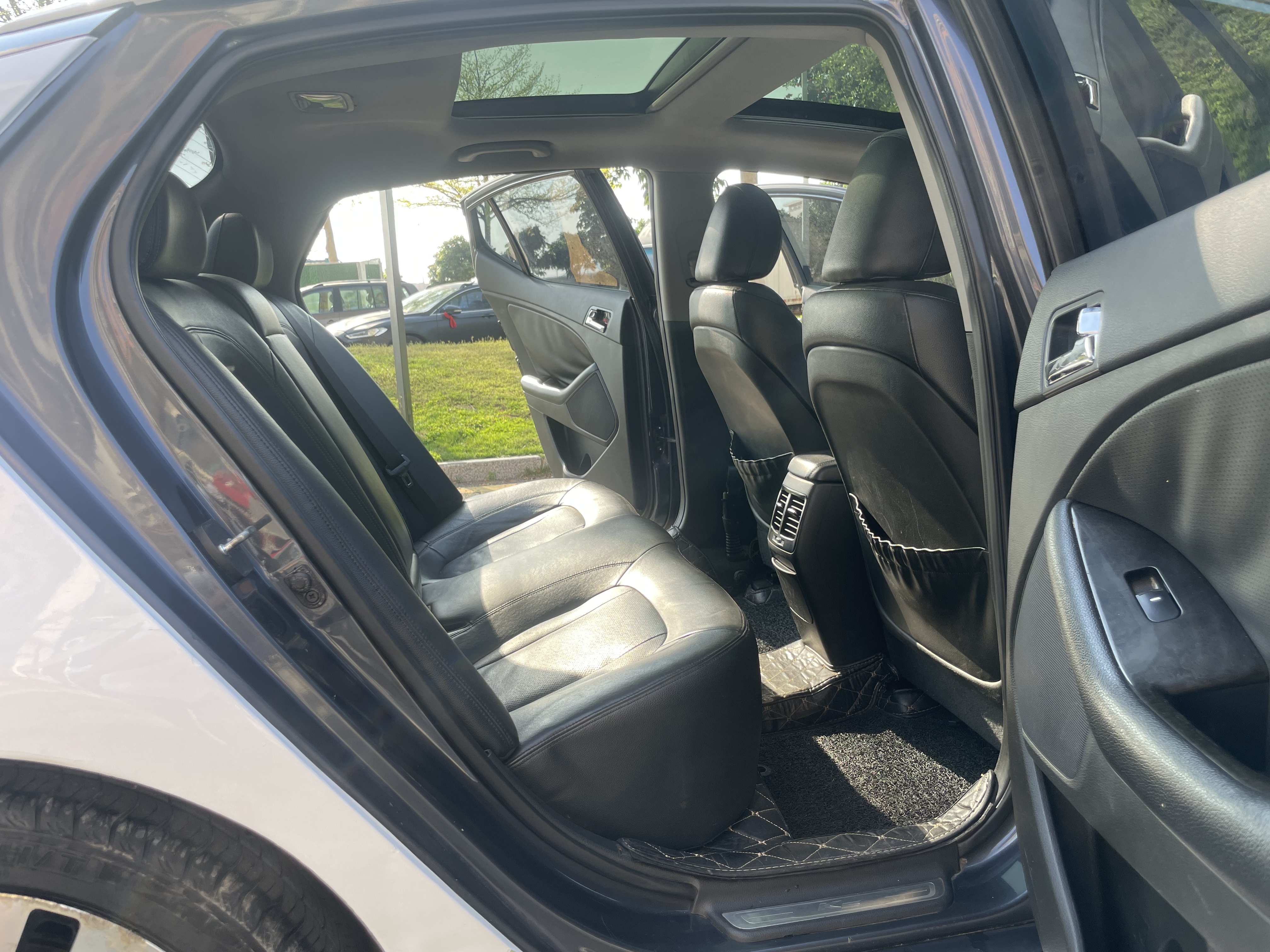 起亚 起亚K5 2012 汽车图片 #12