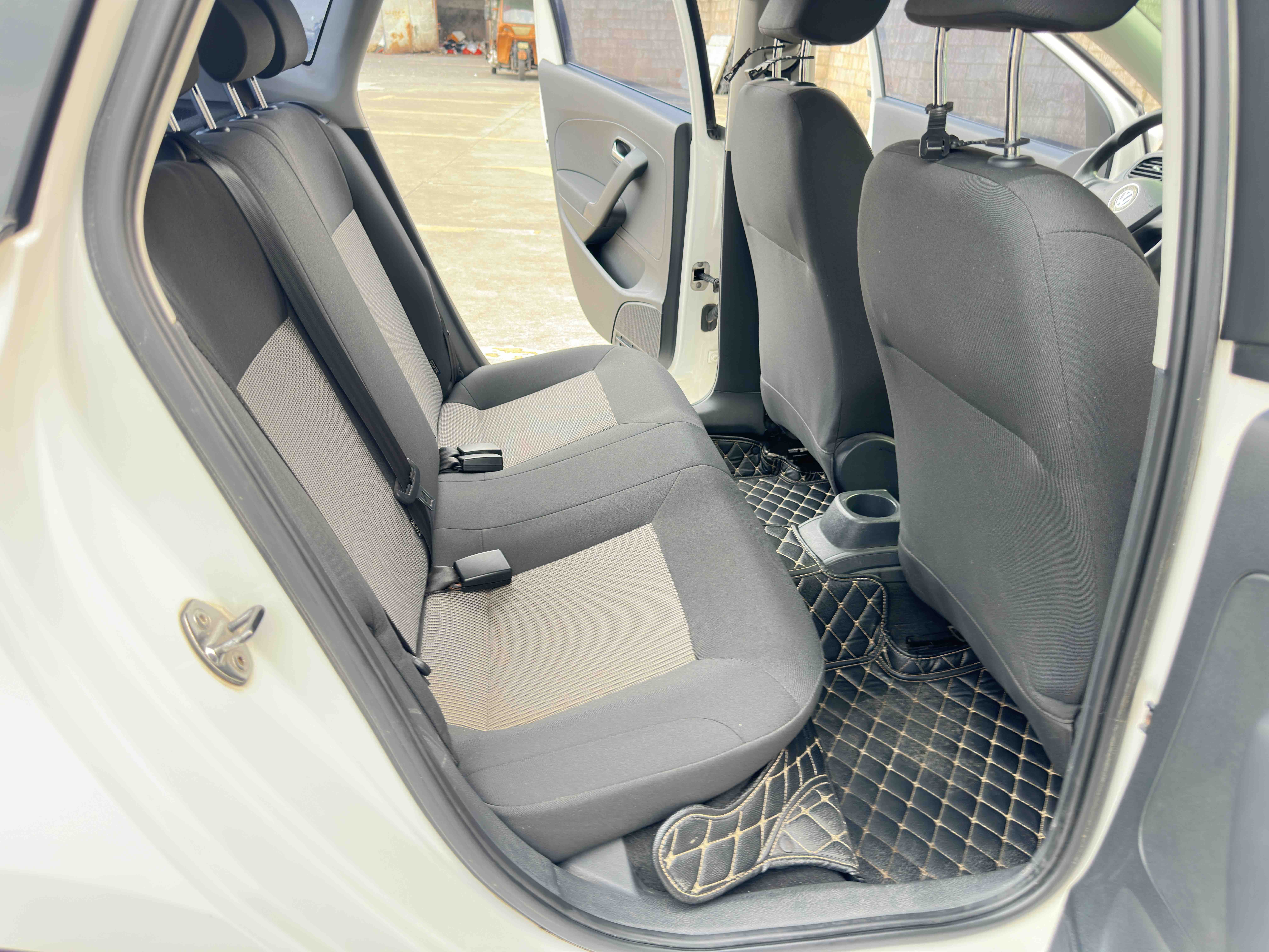 Polo 2017 car image #12