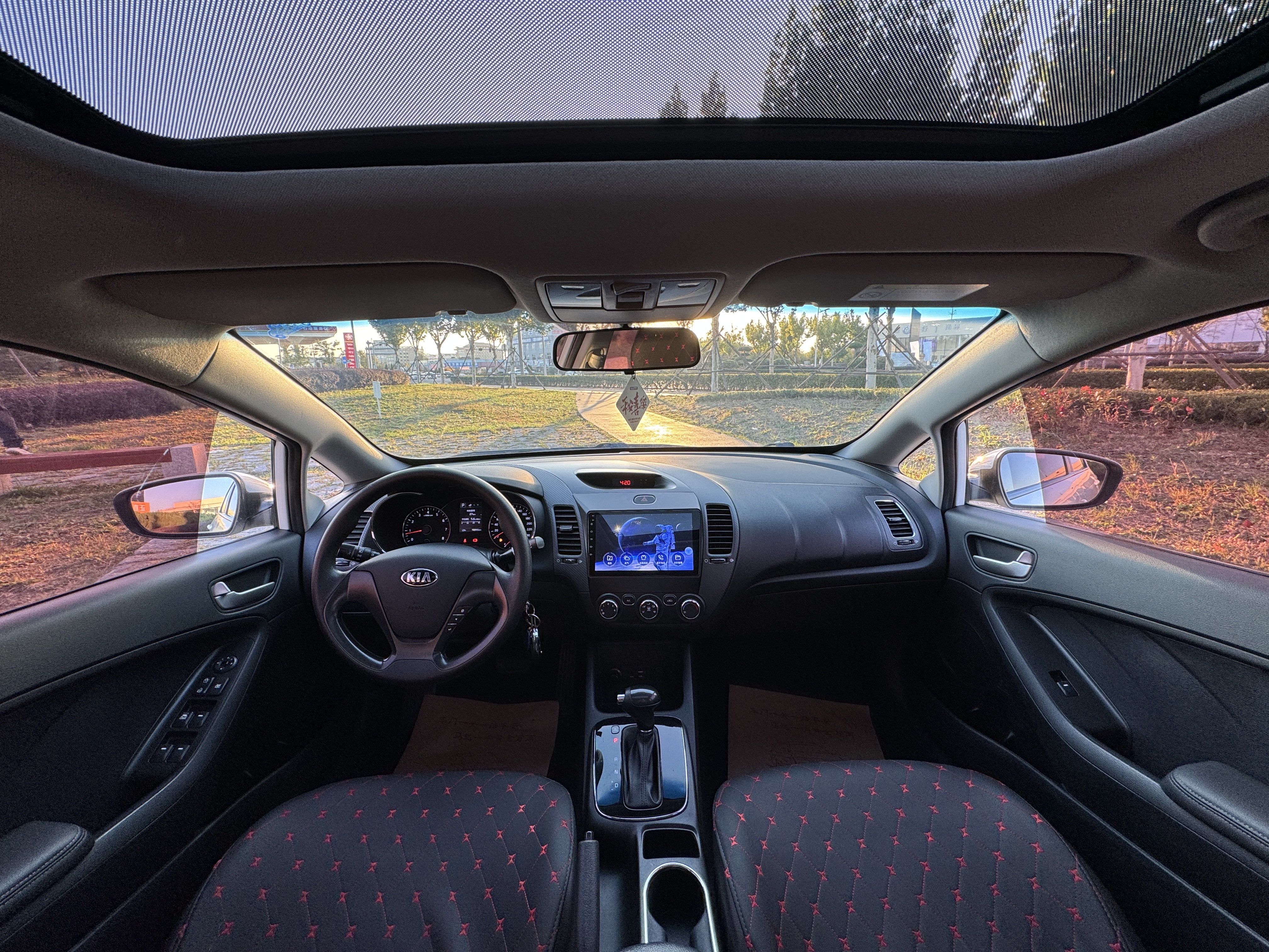 Kia K3 2017 #12 Kia K3 2017 car image #12
