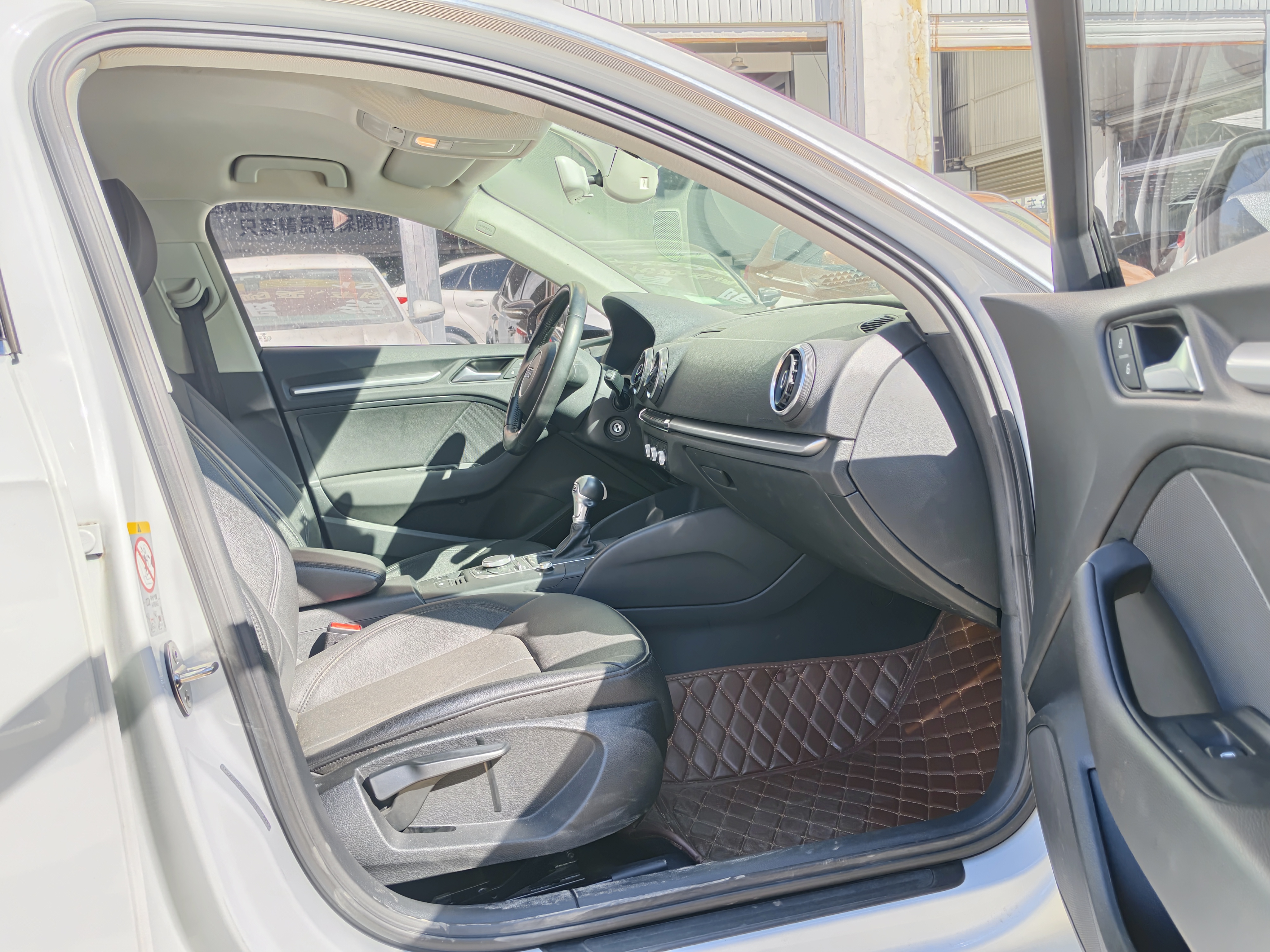 2017 #12 2017 car image #12