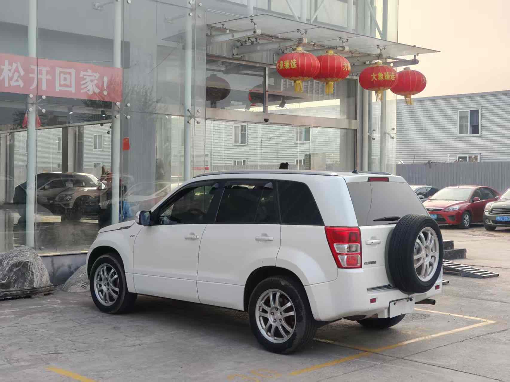 铃木 超级维特拉 2012 汽车图片 #12