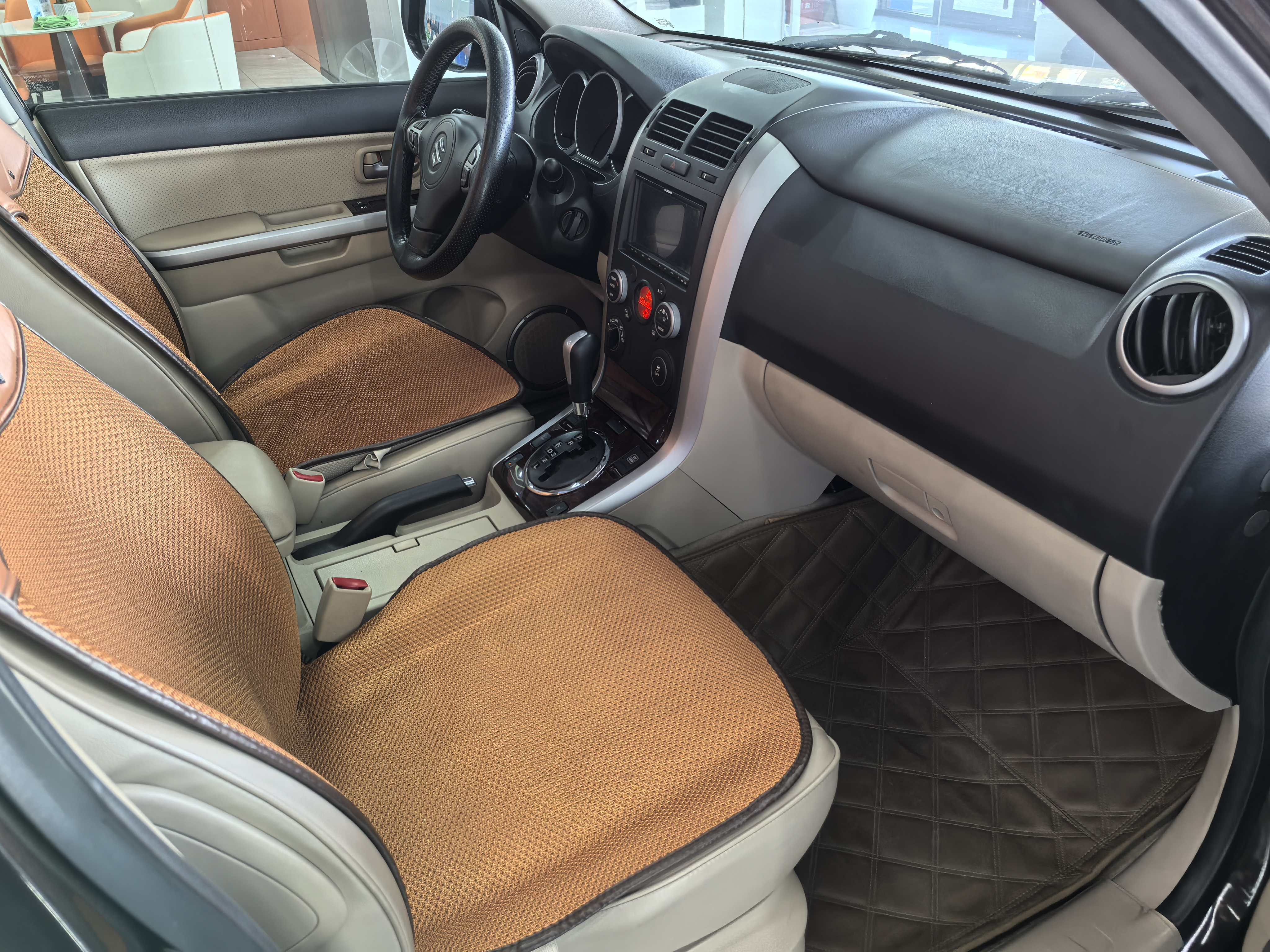 Suzuki 2013 car image #12