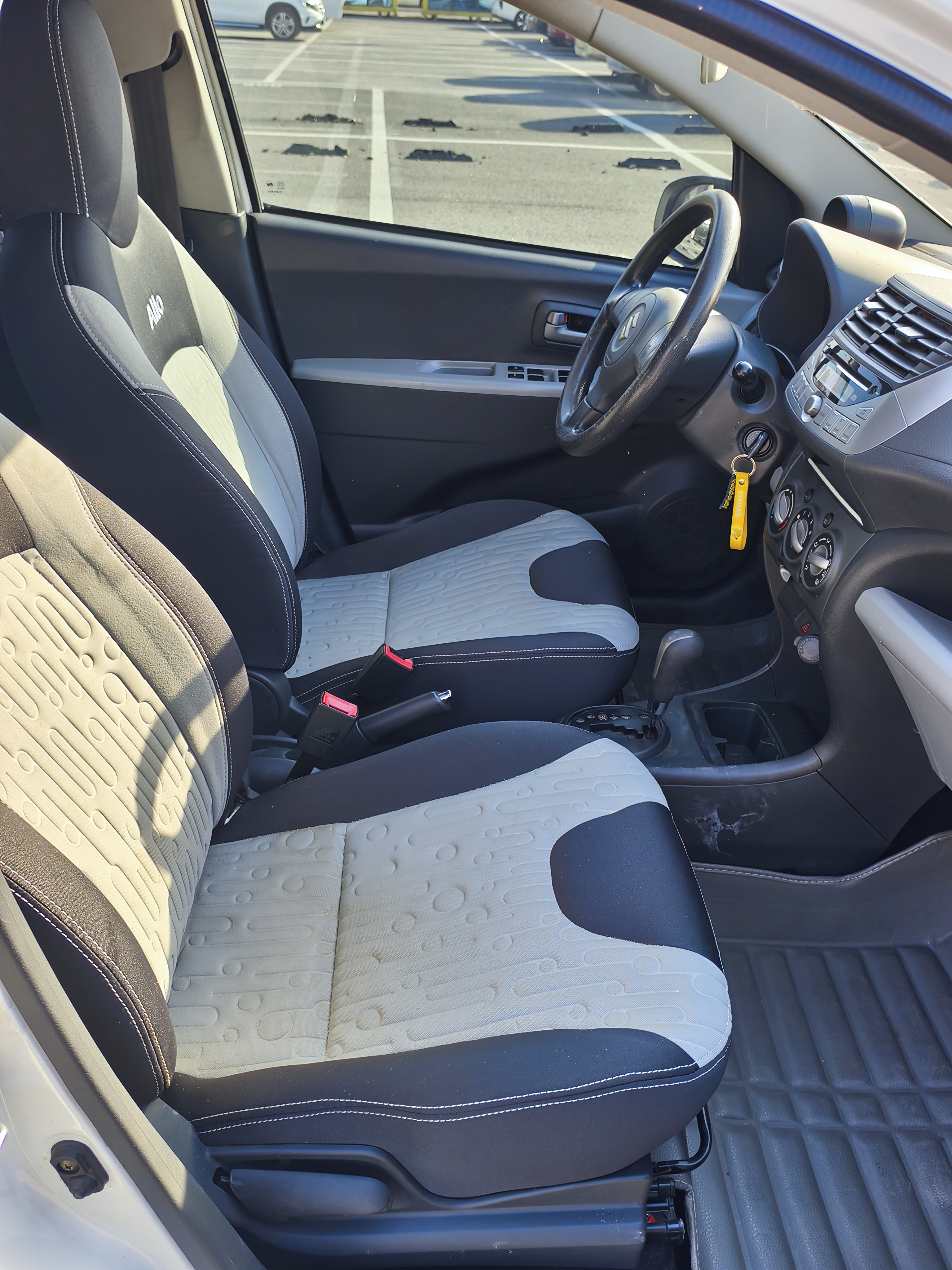 Suzuki Alto 2015 car image #12