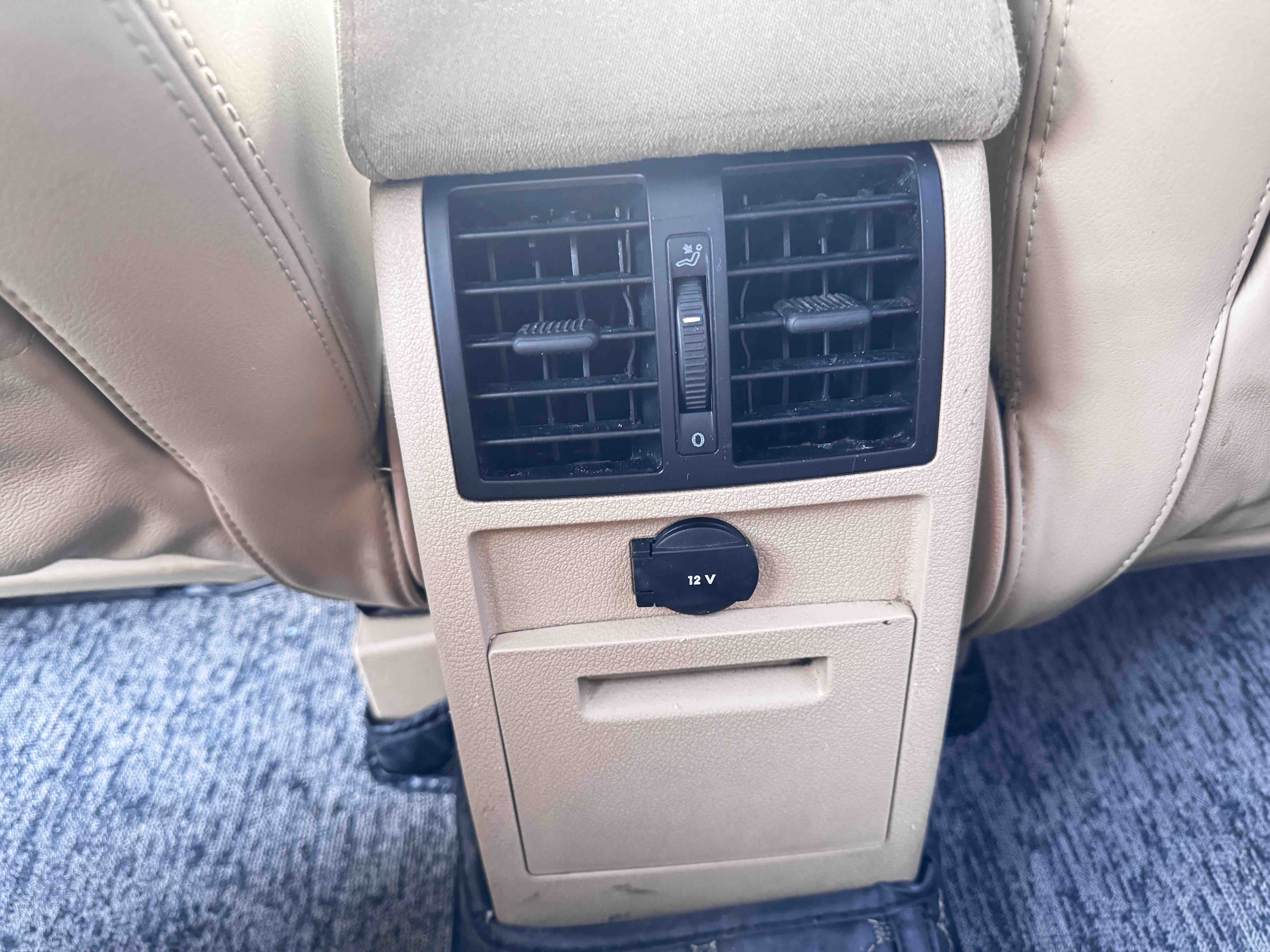 Volkswagen Touran 2011 #12 Volkswagen Touran 2011 immagine di auto #12