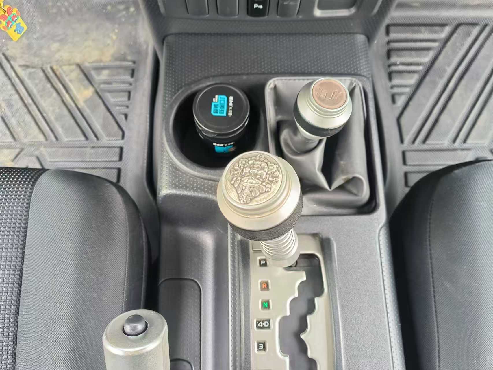 Toyota FJ Cruiser 2018 #12 Toyota FJ Cruiser 2018 car image #12