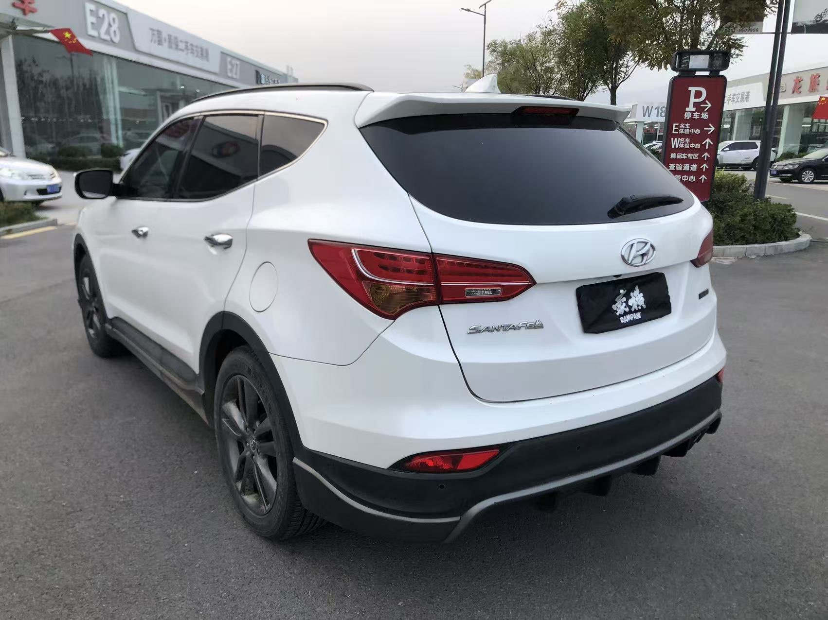 Hyundai Santa Fe (Imported) 2013 car image #12